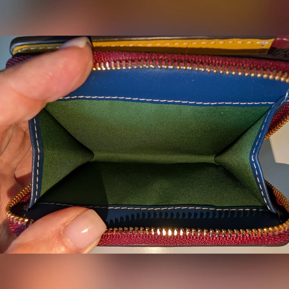Tory Burch Perry Color-Block Bi-Fold Small Wallet With Tory-Branded Dust Bag